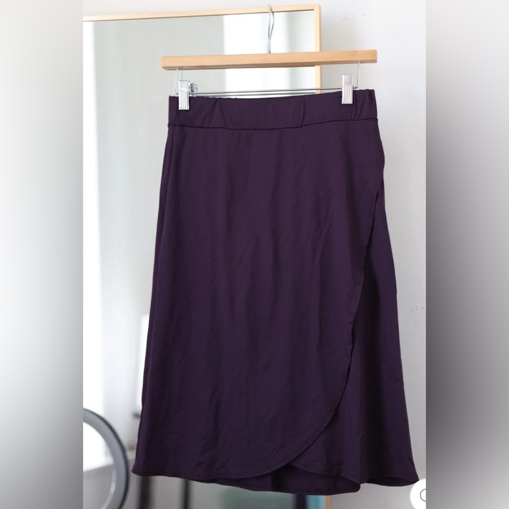 ADA FAYE WRAP SWIM/ATHLETIC SKIRT - PLUM NWT X-LARGE